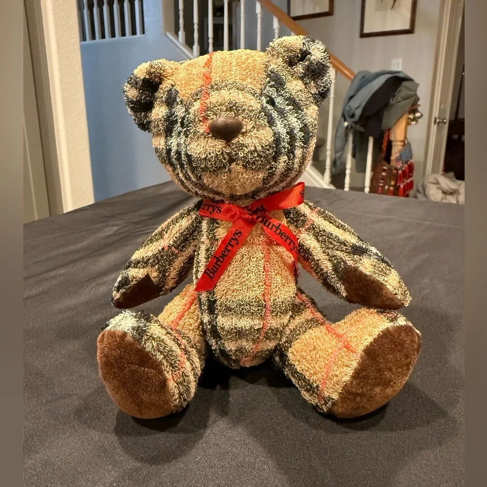 Burberry Vintage Check Thomas Teddy Bear Red Bow 
2000 Collection 15x15x10cm - Picture 2 of 16